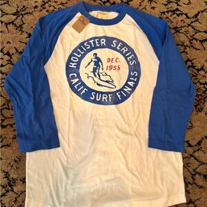 NWT Hollister Blue and White Graphic Tee